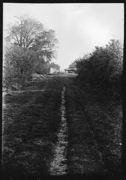 Alfred Watkins Arthur’s Stone, Dorston, Green Way Sighted to and Beyond the Mound