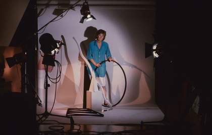 Barbara Kasten in her New York studio, 1983 - Photo © Kurt Kilgus