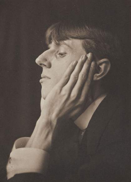 Frederick Evans Portrait of Aubrey Beardsley 1893