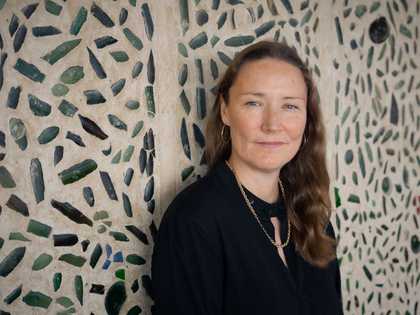 photo of Becky Beasley, Bottle Alley Hastings. Photo credit: Emile Holba