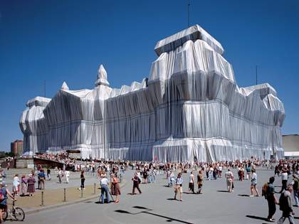 Christo and Jeanne-Claude Wrapped Reichstag, Berlin, 1971-95