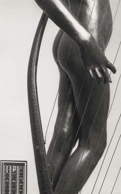 Edward Onslow Ford The Singer exhibited 1889 (detail from the side of the hand and back of the legs)