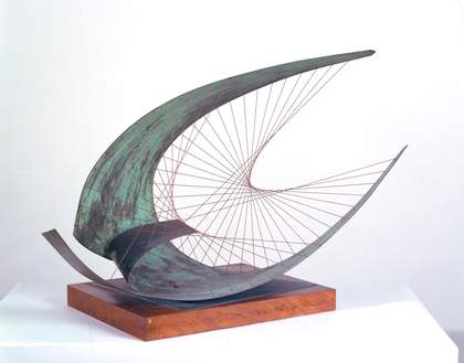Fig.12 Dame Barbara Hepworth Stringed Figure (Curlew), Version II 1956, edition 1959