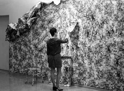 Liliana Porter, Wall II 1969