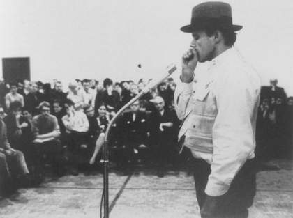 Fig.8 Joseph Beuys during the performance of Ö Ö Programm at the Art Academy in Düsseldorf on 30 November 1967