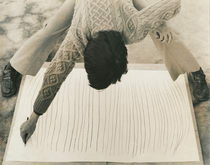 Lee Kun-yong Body Drawing 76-05 1976