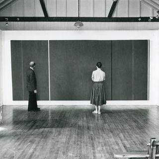 Matthias Tarnay, E.C. Goossen and an unidentified woman standing in front of Vir Heroicus Sublimis at Newman’s first retrospective, Bennington College, Vermont, 1958 