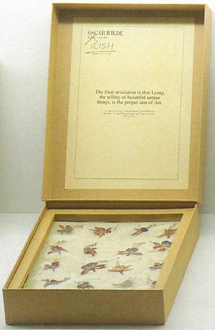 Susan Hiller From the Freud Museum, box 039 Deora de/God’s tears (analysed, 1995)