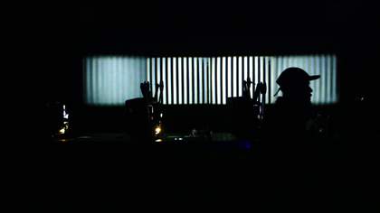 Fig.4 Performance of Tony Conrad, Fifty-Five Years Alive on the Infinite Plain, The Tanks, Tate Modern, London, 18 January 2017 Photo: Tate