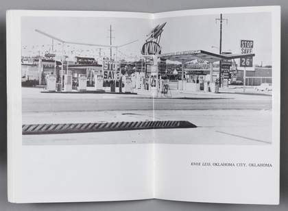 Edward Ruscha, Twentysix Gasoline Stations, 1963, 3rd edition, Los Angeles 1969
