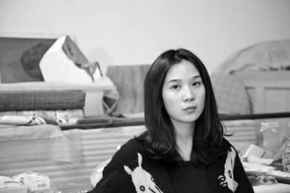 Artist Hu Xiaoyuan