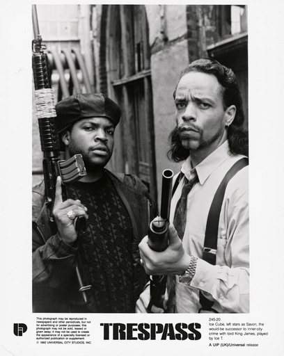 Ice Cube and Ice T in a promotional photo for the film Looters released as Trespass 1992 image of two male figures holding guns