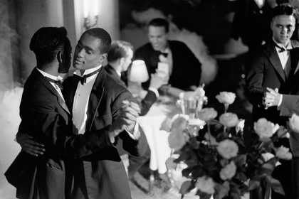 Isaac Julien Pas de Deux with Roses (Looking for Langston Vintage Series) 1989/2016 Ilford classic silver gelatin fine art paper, mounted on aluminum and framed Framed size 58.1 x 74.5 cm 22 7/8 x 29 3/8 in © Isaac Julien Courtesy the artist and Victoria