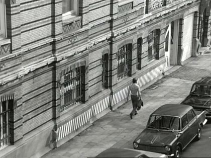 Jef Cornelis Still from an untitled film made for Zoeklicht op de culturele actualiteit 1971 showing street
