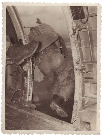 Paratrooper jumping, Second World War, US