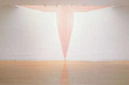 Richard Wright Not Titled 2005 three dimensional looking red pattern on a white gallery wall stretching from the floor to the ceiling 