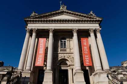 The front view of Tate Britain Building