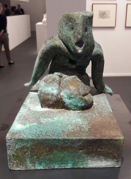 Thomas Schutte’s Frau V, 2016. Conrad Fischer Galerie