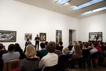 Tim Etchells and FormContent, It’s moving from I to It – The Play 2014; group of people in gallery