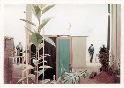 Visitors to Hélio Oiticica's installation of Tropicália at Whitechapel Art Gallery, London 1969